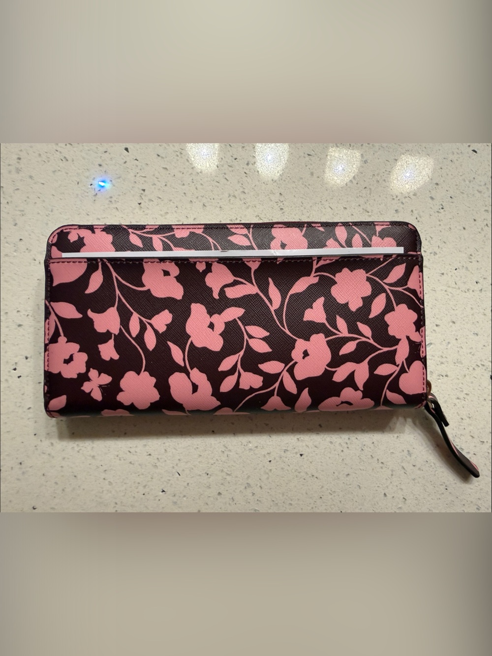 kate spade Pink Floral Zip-Around Card Holder in Dark Brown - Picture 3 of 4
